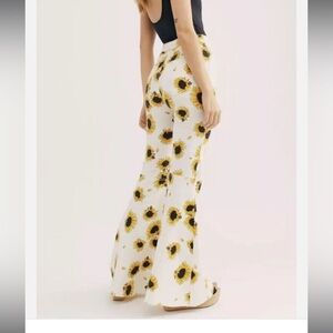 Free People Just Float On Flare Jeans Sunflower Printed Ivory Yellow Combo